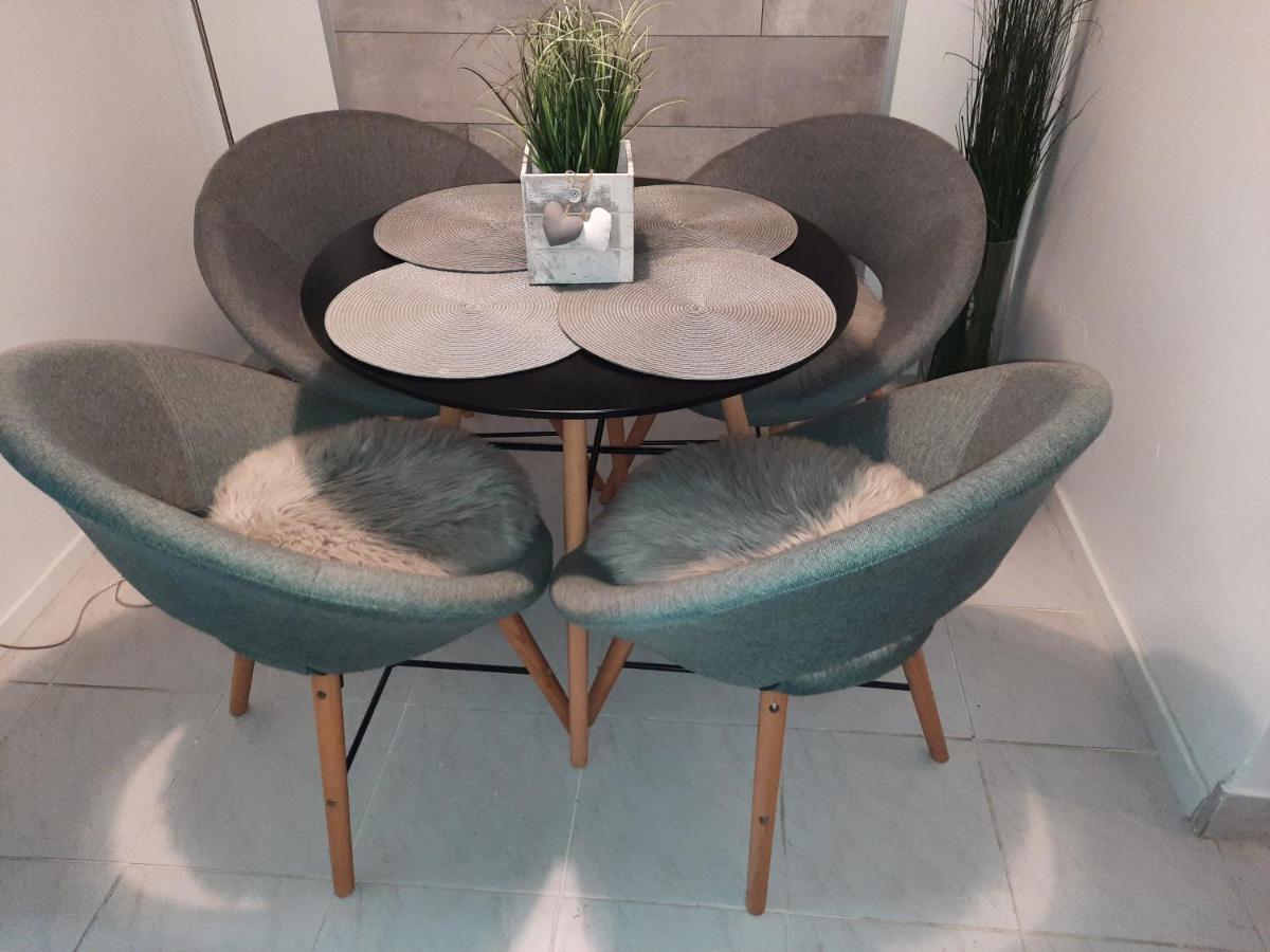 Appartamento Downtown'S Pearl Pécs Esterno foto