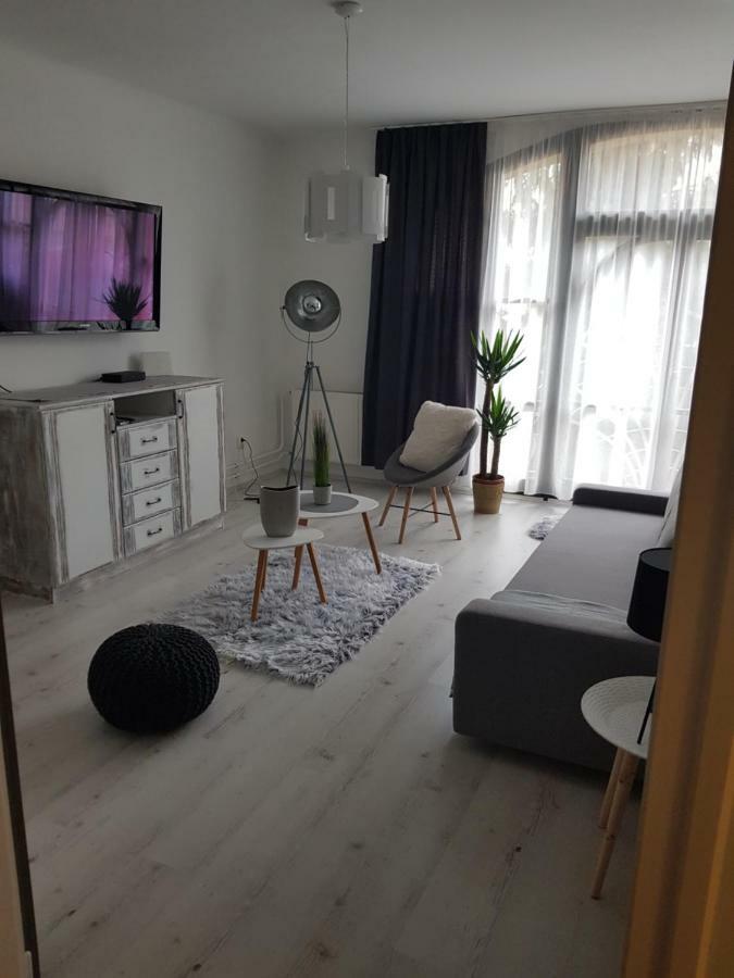 Appartamento Downtown'S Pearl Pécs Esterno foto