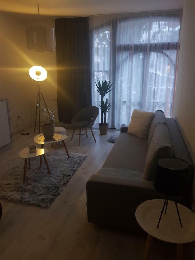 Appartamento Downtown'S Pearl Pécs Esterno foto