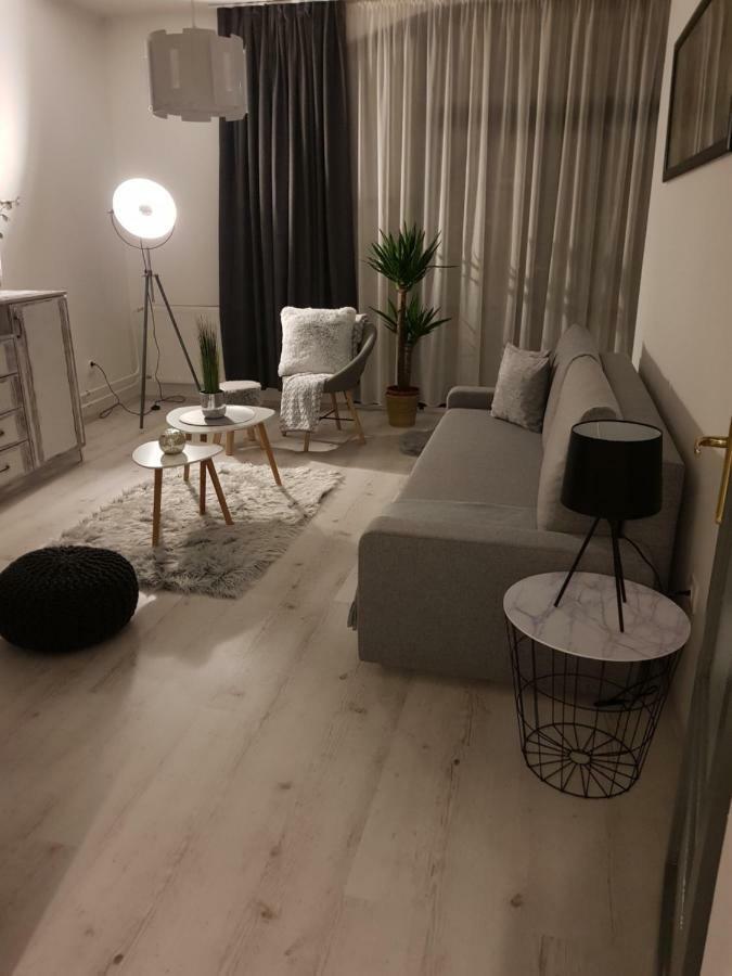 Appartamento Downtown'S Pearl Pécs Esterno foto