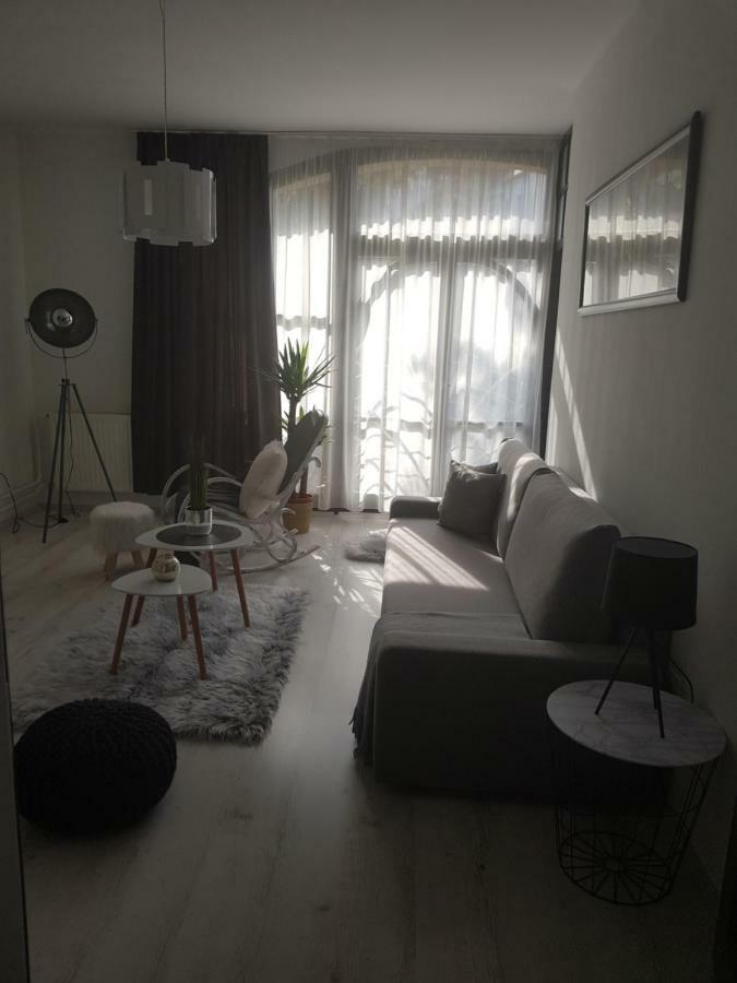 Appartamento Downtown'S Pearl Pécs Esterno foto